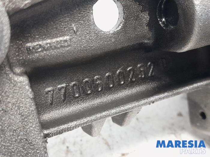 Gebruikte Oliepomp Renault Scénic II (JM) 1.9 dCi 130 Prijs € 50,00 Margeregeling aangeboden door Maresia Parts