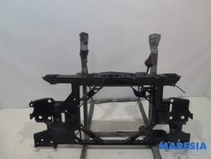 Gebruikte Frontpaneel Renault Megane III Coupe (DZ) 2.0 16V TCe 180 Prijs € 49,00 Margeregeling aangeboden door Maresia Parts