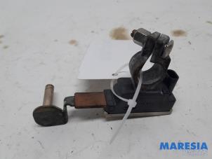 Gebruikte Accu sensor Fiat Punto Evo (199) 1.3 JTD Multijet 85 16V Euro 5 Prijs € 25,00 Margeregeling aangeboden door Maresia Parts