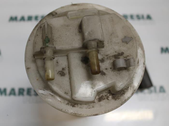 Gebruikte Tank element Pomp Peugeot 206 (2A/C/H/J/S) 2.0 GTI 16V Prijs € 35,00 Margeregeling aangeboden door Maresia Parts