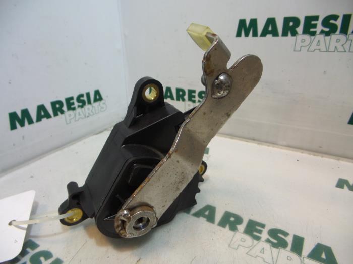 Gebruikte Gaspedaalpositie Sensor Renault Megane II (LM) 1.9 dCi 120 Prijs € 29,99 Margeregeling aangeboden door Maresia Parts