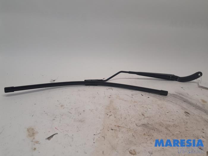 RENAULT Clio 4 generation (2012-2020) Front Wiper Arms 288816122R 24591689