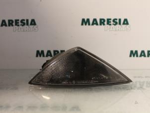 Gebruikte Clignoteur rechts Lancia Ypsilon (840) 1.2 LE,LS Prijs € 25,00 Margeregeling aangeboden door Maresia Parts