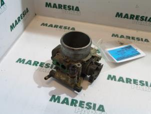 Gebruikte Gasklephuis Alfa Romeo GTV (916) 2.0 16V Twin Spark Prijs € 75,00 Margeregeling aangeboden door Maresia Parts