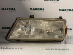 Gebruikte Koplamp links Lancia Dedra 1.9 Tds Prijs € 40,00 Margeregeling aangeboden door Maresia Parts