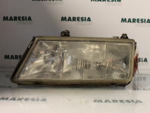 Gebruikte Koplamp links Lancia Dedra 1.9 Tds Prijs € 40,00 Margeregeling aangeboden door Maresia Parts