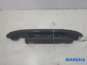 Gebruikte Bumperframe achter Peugeot 307 CC (3B) 2.0 16V Prijs € 35,00 Margeregeling aangeboden door Maresia Parts