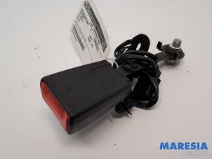 Gebruikte Veiligheidsgordel Insteek links-voor Alfa Romeo Giulietta (940) 1.75 TBI 16V QV Prijs € 50,00 Margeregeling aangeboden door Maresia Parts