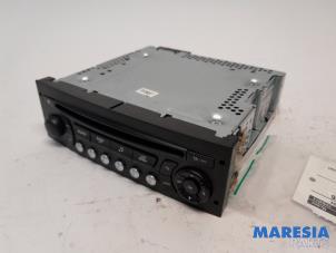 Gebruikte Radio CD Speler Citroen C3 (SC) 1.2 VTi 82 12V Prijs € 60,00 Margeregeling aangeboden door Maresia Parts