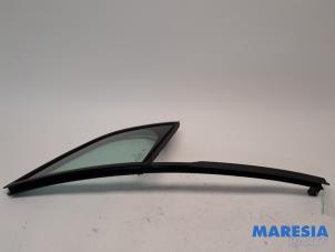 Gebruikte Driehoeks Ruit rechts-voor Citroen C3 (SC) 1.2 VTi 82 12V Prijs € 50,00 Margeregeling aangeboden door Maresia Parts