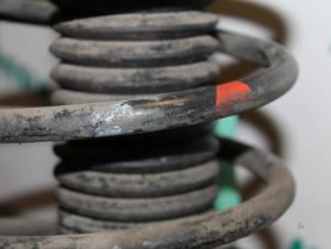 Gebruikte Mac Phersonpoot links-voor Peugeot 406 Prijs € 30,00 Margeregeling aangeboden door Maresia Parts