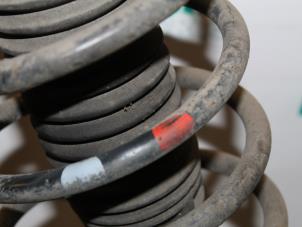 Gebruikte Mac Phersonpoot links-voor Peugeot 406 (8B) 1.8 S,SL,ST,STX 16V Prijs € 30,00 Margeregeling aangeboden door Maresia Parts