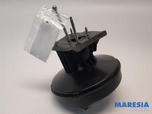 Gebruikte Rembooster Peugeot 508 SW (8E/8U) 1.6 THP 16V Prijs € 60,00 Margeregeling aangeboden door Maresia Parts