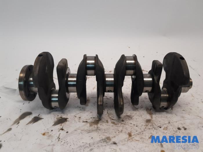 Gebruikte Krukas Peugeot 308 (4A/C) 1.6 16V THP 150 Prijs € 99,00 Margeregeling aangeboden door Maresia Parts
