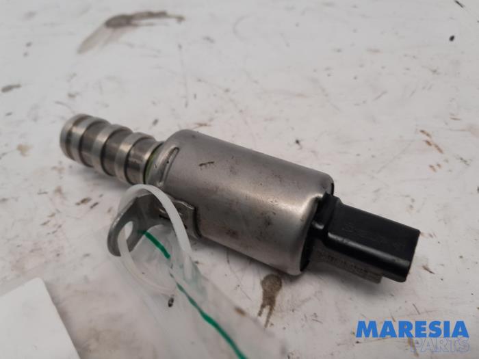 Gebruikte Nokkenas Sensor Peugeot 308 (L3/L8/LB/LH/LP) 1.2 12V e-THP PureTech 110 Prijs € 29,99 Margeregeling aangeboden door Maresia Parts