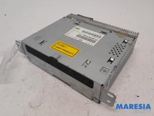 Gebruikte Radio Peugeot 508 SW (8E/8U) 1.6 THP 16V Prijs € 336,00 Margeregeling aangeboden door Maresia Parts