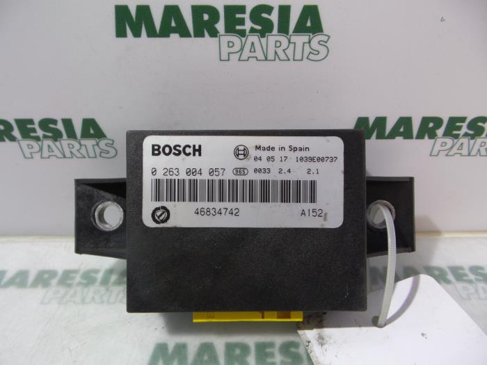Gebruikte Computer Diversen Lancia Ypsilon (843) 1.3 JTD 16V Multijet Prijs € 35,00 Margeregeling aangeboden door Maresia Parts
