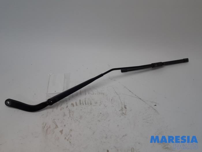 RENAULT Twingo 2 generation (2007-2014) Front Wiper Arms 288866123R 25182469