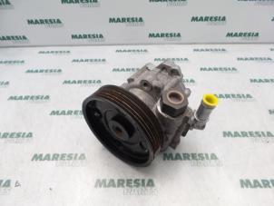 Gebruikte Stuurbekrachtiging Pomp Peugeot 406 (8B) 1.9 dt Prijs € 65,00 Margeregeling aangeboden door Maresia Parts