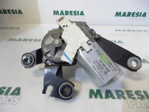 Gebruikte Ruitenwissermotor achter Peugeot 206 (2A/C/H/J/S) 1.6 16V Prijs € 25,00 Margeregeling aangeboden door Maresia Parts