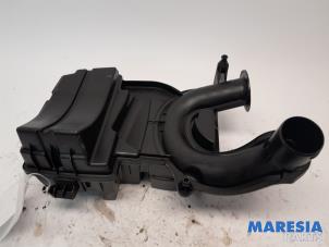 Gebruikte Resonantiehuis Renault Grand Scénic III (JZ) 2.0 16V CVT Prijs € 29,95 Margeregeling aangeboden door Maresia Parts