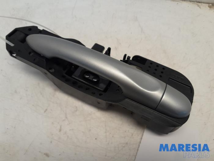 RENAULT Scenic 3 generation (2009-2015) Rear right door outer handle 806060042R 25184813