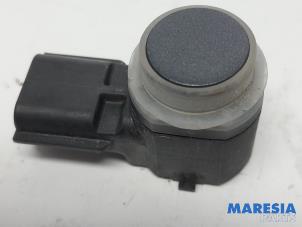 Gebruikte PDC Sensor Renault Zoé (AG) R90 Prijs € 20,00 Margeregeling aangeboden door Maresia Parts