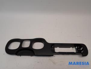 Gebruikte Dashboard deel Fiat Panda/Pandina (312) 1.0 Hybrid Prijs € 75,00 Margeregeling aangeboden door Maresia Parts