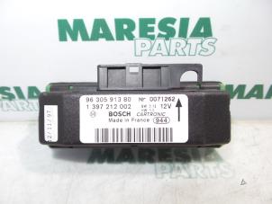 Gebruikte Sensor regen Peugeot 605 (6B) 2.4 SRDT,SVDT 12V Prijs € 35,00 Margeregeling aangeboden door Maresia Parts