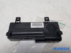 Gebruikte Module Telefoon Citroen Grand C4 Spacetourer (3A) 1.2 12V PureTech 130 Prijs € 65,00 Margeregeling aangeboden door Maresia Parts