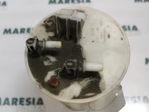Gebruikte Brandstofpomp Elektrisch Fiat Punto II (188) 1.9 JTD 80 ELX 3-Drs. Prijs € 25,00 Margeregeling aangeboden door Maresia Parts