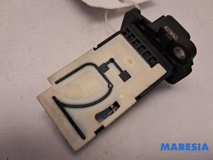 Gebruikte Luchthoeveelheidsmeter Opel Vivaro 1.6 CDTI 95 Euro 6 Prijs € 60,50 Inclusief btw aangeboden door Maresia Parts