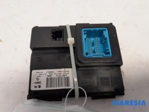 Gebruikte Kachelcomputer Opel Vivaro 1.5 CDTI 102 Prijs € 24,14 Inclusief btw aangeboden door Maresia Parts