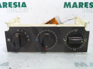 Gebruikte Chaufage Bedieningspaneel Citroen Berlingo 1.9 Di Prijs € 25,00 Margeregeling aangeboden door Maresia Parts