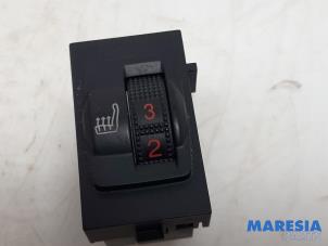 Gebruikte Schakelaar Koplamp Ihv Peugeot 508 SW (8E/8U) 1.6 THP 16V Prijs € 20,00 Margeregeling aangeboden door Maresia Parts