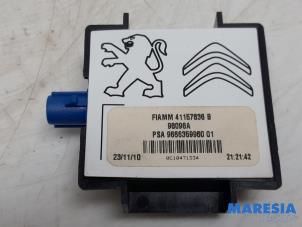 Gebruikte GPS Antenne Peugeot 508 SW (8E/8U) 1.6 THP 16V Prijs € 20,00 Margeregeling aangeboden door Maresia Parts