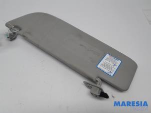 Gebruikte Zonneklep Fiat Fiorino (225) 1.3 JTD 16V Multijet Prijs € 30,25 Inclusief btw aangeboden door Maresia Parts