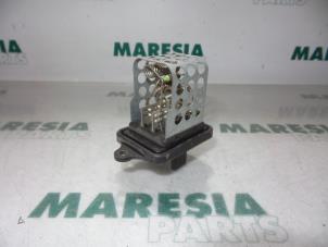 Gebruikte Kachel Weerstand Citroen Xsara Break (N2) 1.6i Prijs € 25,00 Margeregeling aangeboden door Maresia Parts