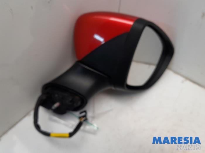 RENAULT Clio 4 generation (2012-2020) Right Side Wing Mirror 963011136R 25183731