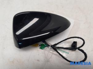 Gebruikte Antenne Alfa Romeo Giulia (952) 2.0 T 16V Veloce Prijs € 65,00 Margeregeling aangeboden door Maresia Parts