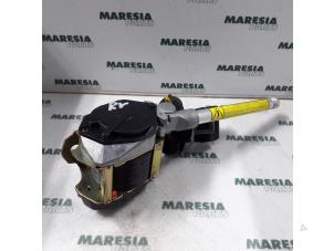 Gebruikte Veiligheidsgordel rechts-voor Alfa Romeo 156 Sportwagon (932) 1.8 Twin Spark 16V Prijs € 35,00 Margeregeling aangeboden door Maresia Parts