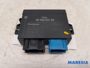 Gebruikte PDC Module Peugeot 3008 I (0U/HU) 1.6 VTI 16V Prijs € 37,50 Margeregeling aangeboden door Maresia Parts