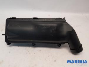 Gebruikte Luchtfilterhuis Citroen C4 Picasso (3D/3E) 1.6 16V THP 155 Prijs € 25,00 Margeregeling aangeboden door Maresia Parts