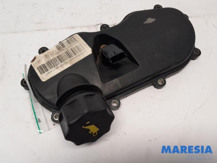 Gebruikte Distributiedeksel Peugeot Boxer (U9) 3.0 HDi 160 Euro 4 Prijs € 42,35 Inclusief btw aangeboden door Maresia Parts