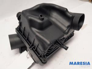 Gebruikte Luchtfilterhuis Opel Karl 1.0 12V Prijs € 30,00 Margeregeling aangeboden door Maresia Parts