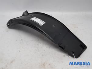 Gebruikte Modderkuip Opel Karl 1.0 12V Prijs € 17,50 Margeregeling aangeboden door Maresia Parts