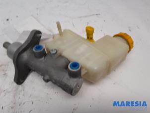 Gebruikte Hoofdremcilinder Alfa Romeo Giulietta (940) 1.4 TB 16V Prijs € 50,00 Margeregeling aangeboden door Maresia Parts