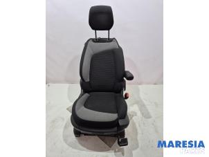 Gebruikte Stoel rechts Citroen C4 Grand Picasso (3A) 1.6 16V VTi 120 Prijs € 199,99 Margeregeling aangeboden door Maresia Parts