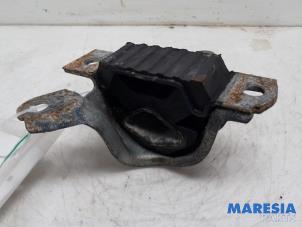 Gebruikte Motorsteun Fiat Panda/Pandina (312) 1.2 69 Prijs € 22,50 Margeregeling aangeboden door Maresia Parts