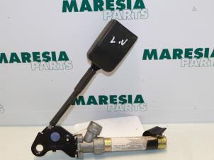 Gebruikte Gordelspanner links Citroen Xantia (X2/X7) 1.9 SD Prijs € 25,00 Margeregeling aangeboden door Maresia Parts